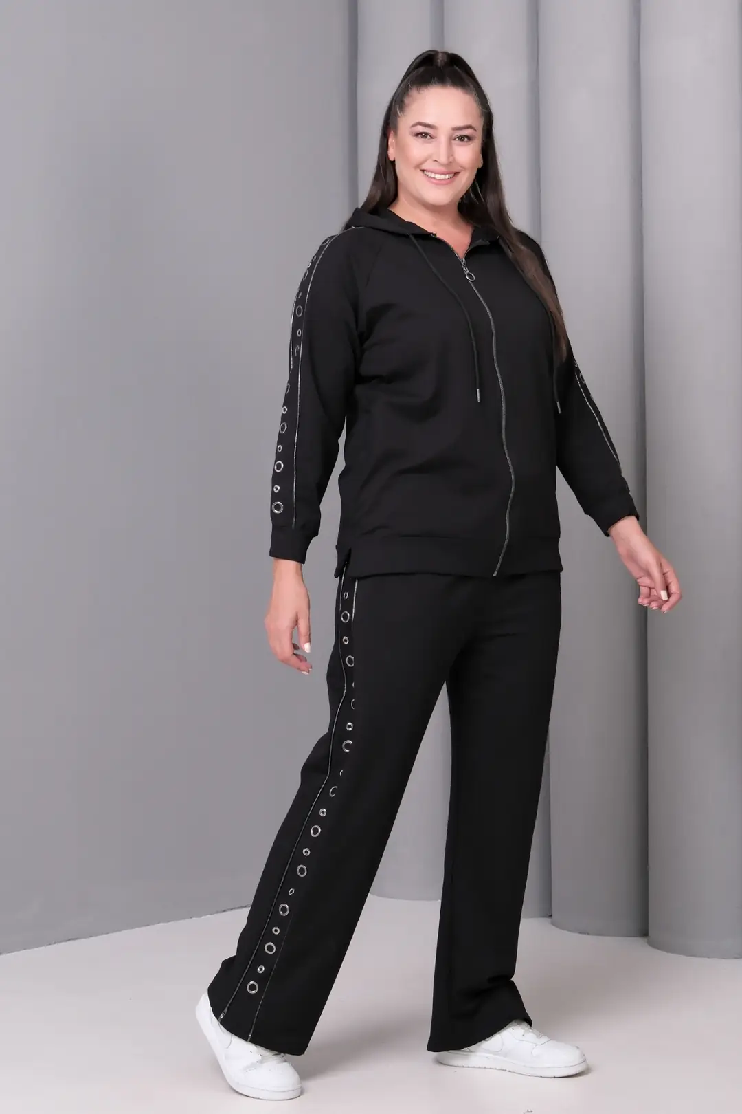 Kadın Büyük Beden Siyah Kapüşonlu Fermuarlı Metal Detaylı Eşofman Takımı – Beli Lastikli Cepli Spor Günlük Rahat İkili Set