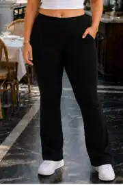 Siyah