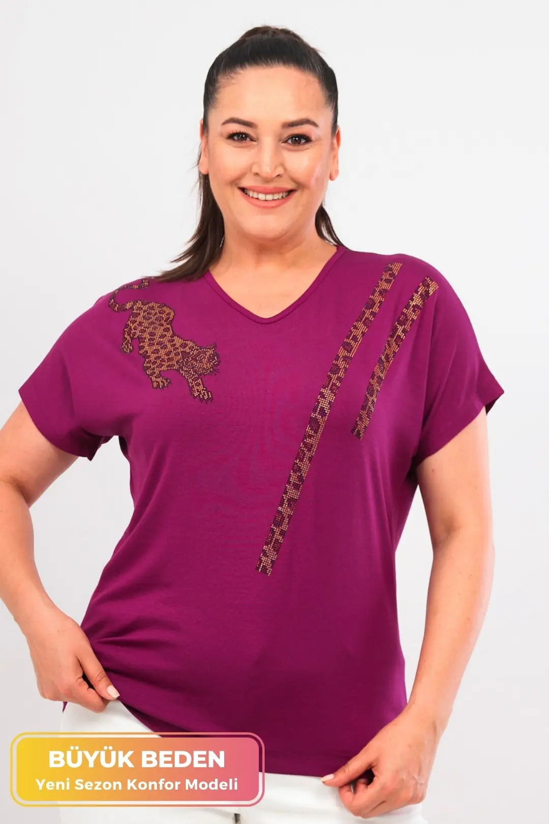 Büyük Beden Şerit Pul Desenli Kısa Kollu V Yaka Penye Tunik T-Shirt - Rahat Konfor Modeli