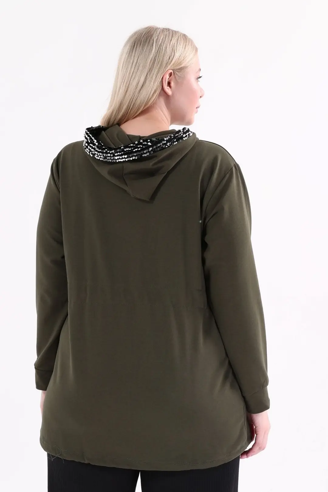 Büyük Beden Siyah Kapüşonlu Parlak Pul Detaylı Fermuarlı Sweatshirt  Cepli & Rahat Kalıp