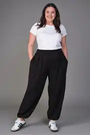 Siyah