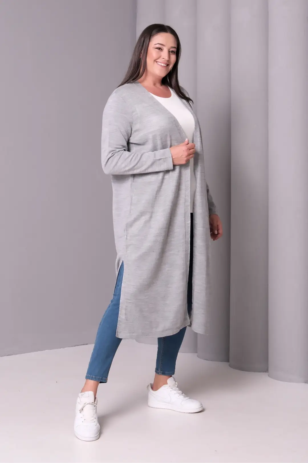 Kadın Büyük Beden Gri Oversize Yumuşak Dokulu Tesettür Hırka Standart