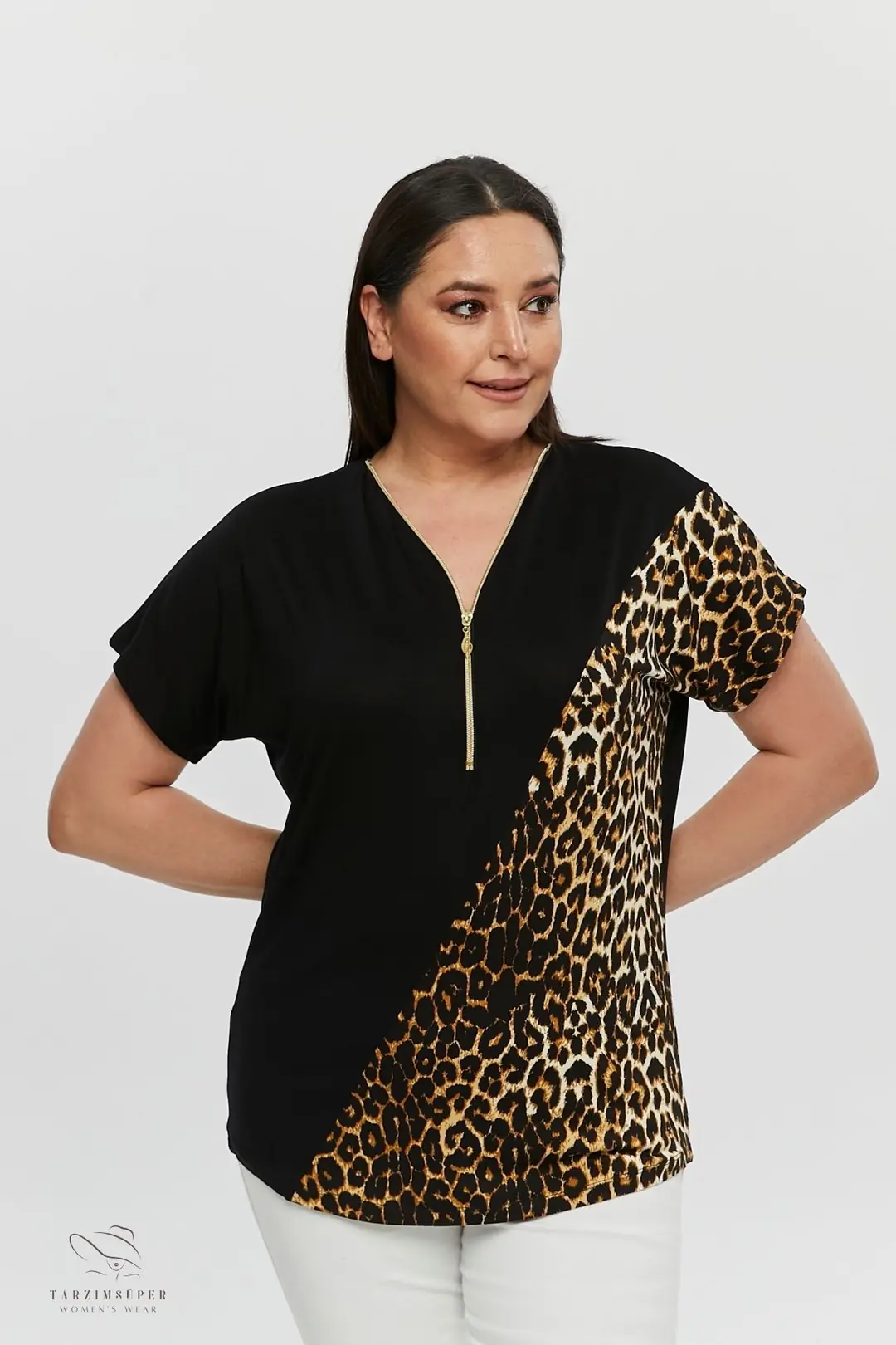 Büyük Beden Fermuarlı Çapraz Leoparlı Kısa Kollu Penye Tunik T-Shirt - Şık Konfor Modeli