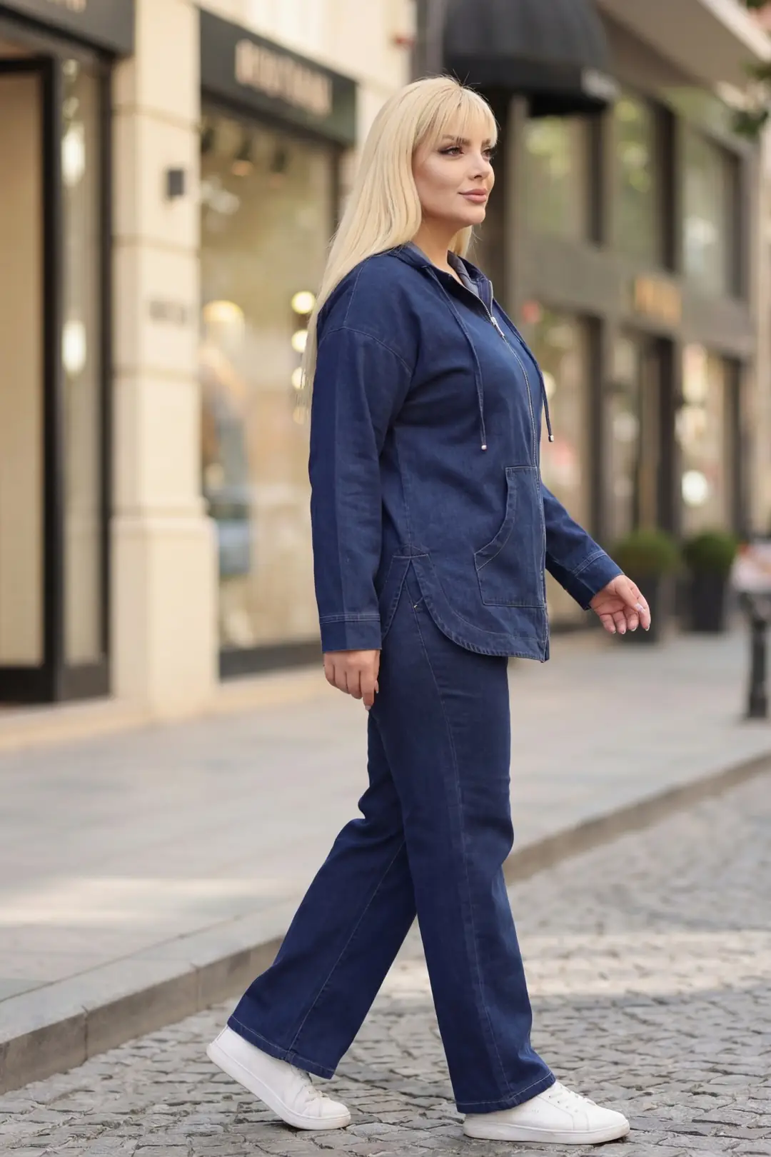 Büyük Beden Kadın Kapüşonlu Kot Takım - Fermuarlı Denim Ceket ve Pantolon İkili Takım