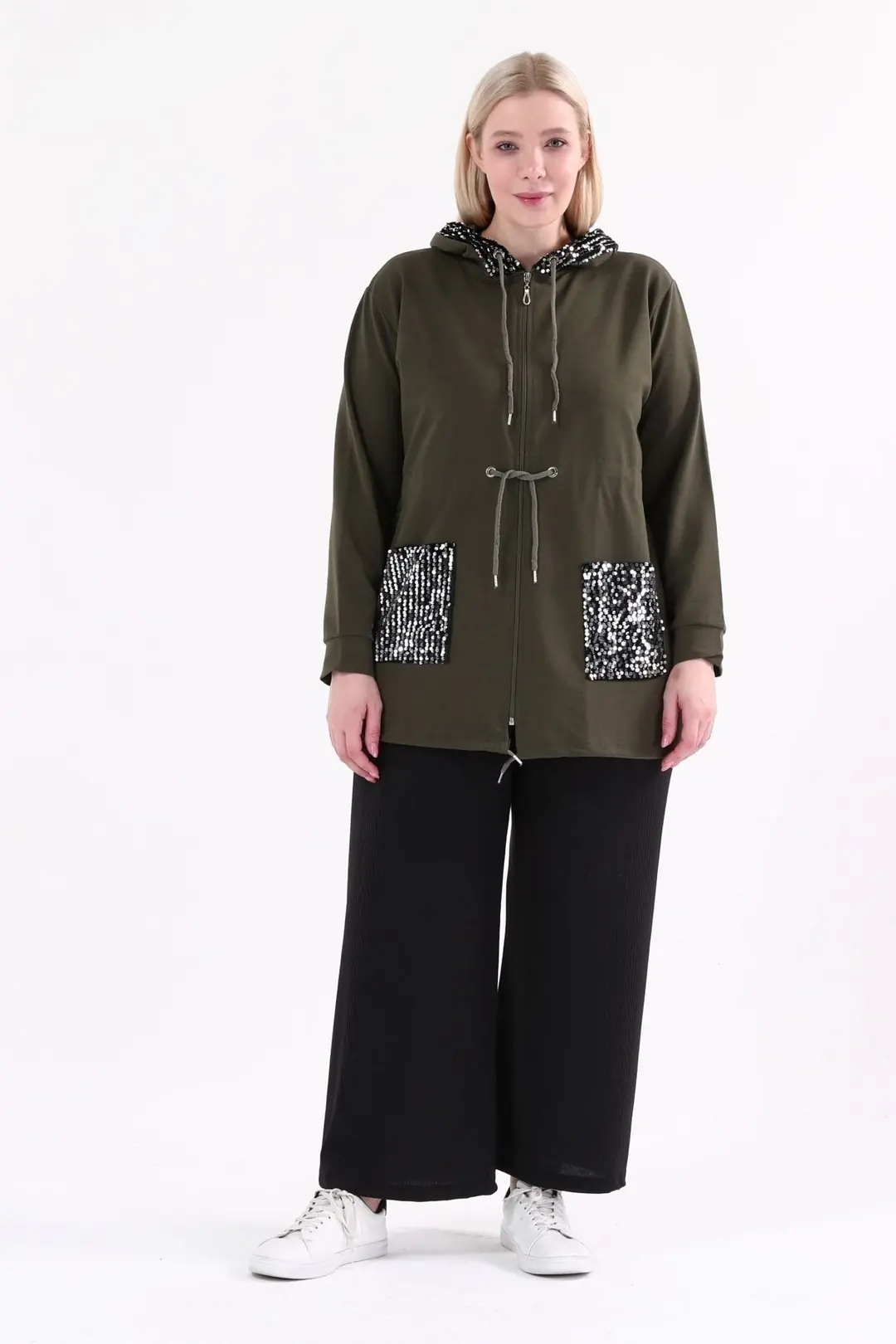 Büyük Beden Siyah Kapüşonlu Parlak Pul Detaylı Fermuarlı Sweatshirt  Cepli & Rahat Kalıp