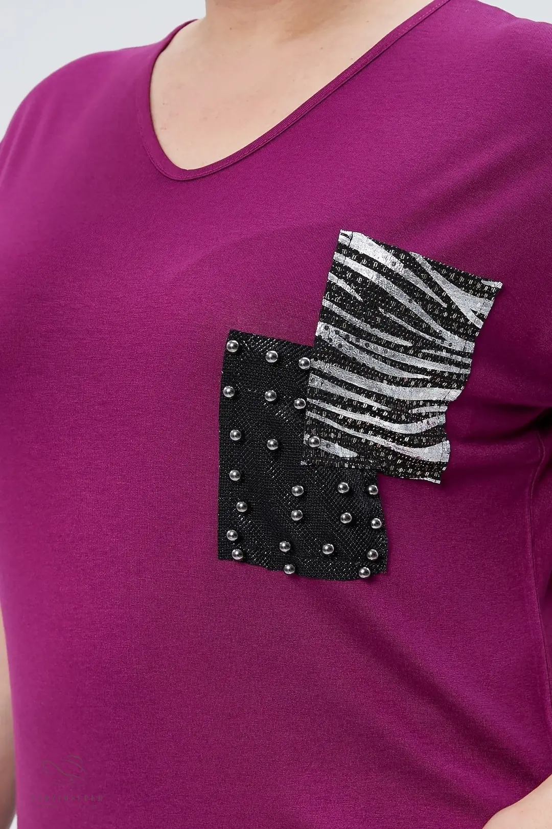Büyük Beden Cep Detaylı Kısa Kollu V Yaka Penye Tunik T-Shirt - Rahat Konfor Modeli