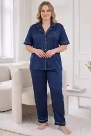 Lacivert